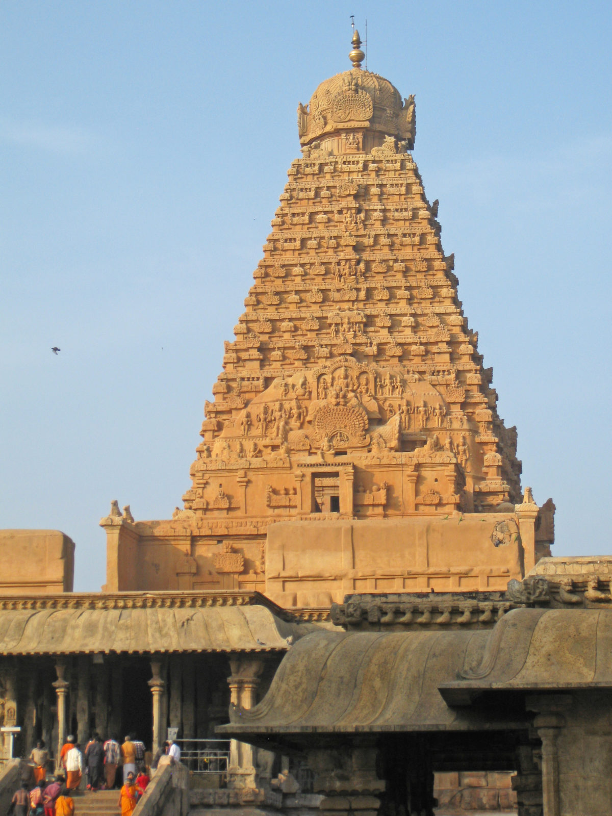 1000-year-old Brihadeeswara temple - Content Writer Q